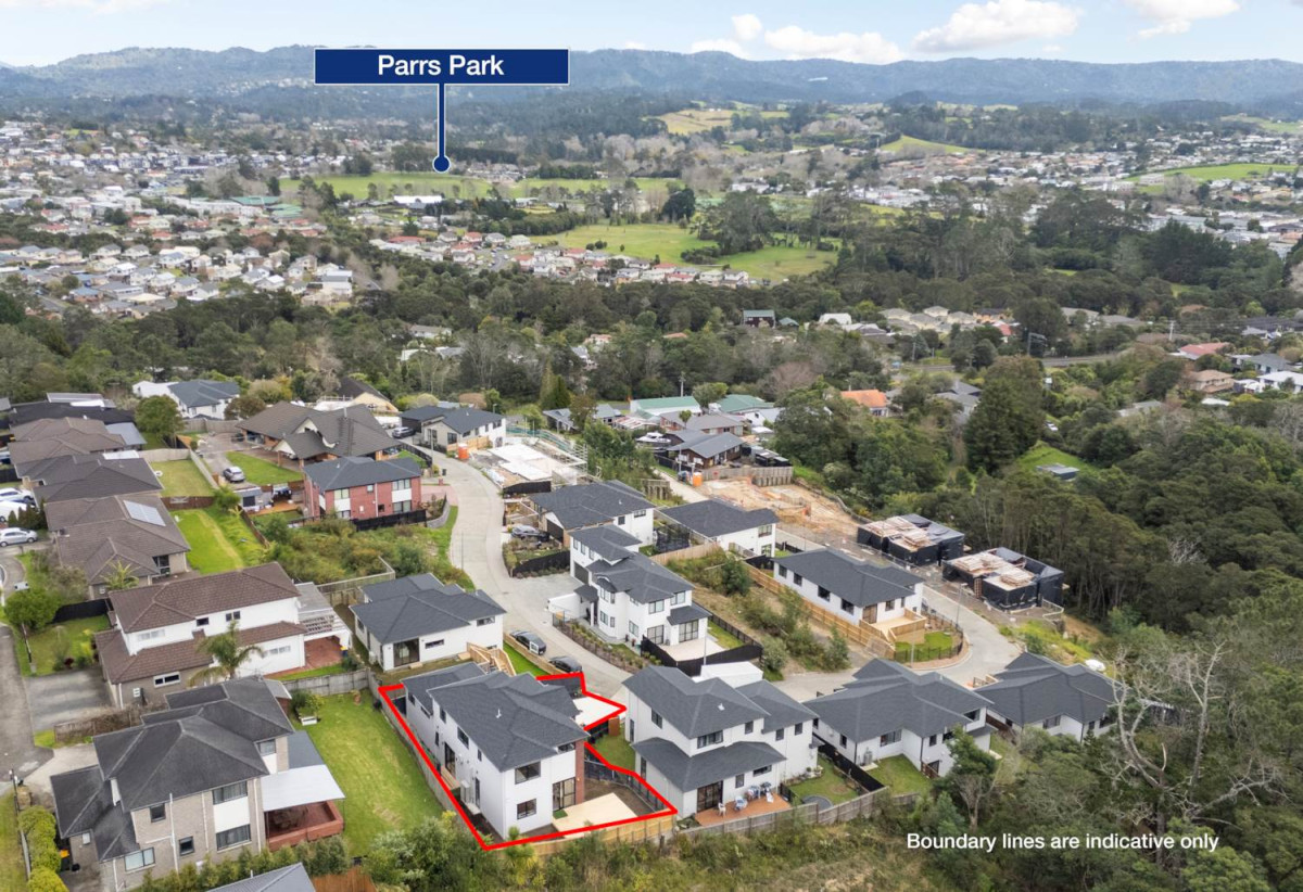 2 kitchens, 5 beds (3 ensuites) 4.5 baths house with double garage and 1 bed granny, 18 Mara Way, Sunnyvale, Auckland