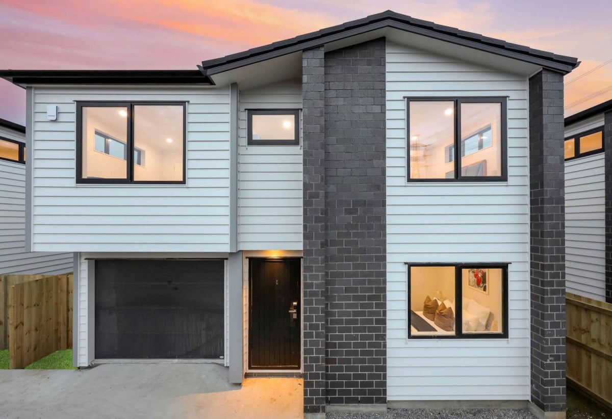 Brandnew standalone 4 beds (2 ensuites) 3 baths home with garage, Lot 3/30 Airfield Road, Takanini, Auckland