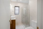 2 kitchens, 6 beds (4 ensuites) 5.5 baths house with double garage and 2 beds granny, 58 Lime Hill Rise, Flat Bush, Auckland