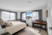 2 kitchens, 6 beds (4 ensuites) 5.5 baths house with double garage and 2 beds granny, 58 Lime Hill Rise, Flat Bush, Auckland