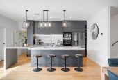 2 kitchens, 6 beds (4 ensuites) 5.5 baths house with double garage and 2 beds granny, 58 Lime Hill Rise, Flat Bush, Auckland