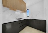 2 kitchens, 8 beds (3 ensuites) 5.5 baths house with double garage and 3 beds granny, 12 Uru Drive, Flat Bush, Auckland