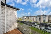 2 kitchens, 8 beds (3 ensuites) 5.5 baths house with double garage and 3 beds granny, 12 Uru Drive, Flat Bush, Auckland