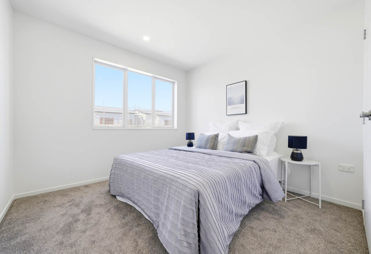 Brandnew standalone 4 beds 2.5 baths house with garage, 22 Flax Street, Westgate, Auckland