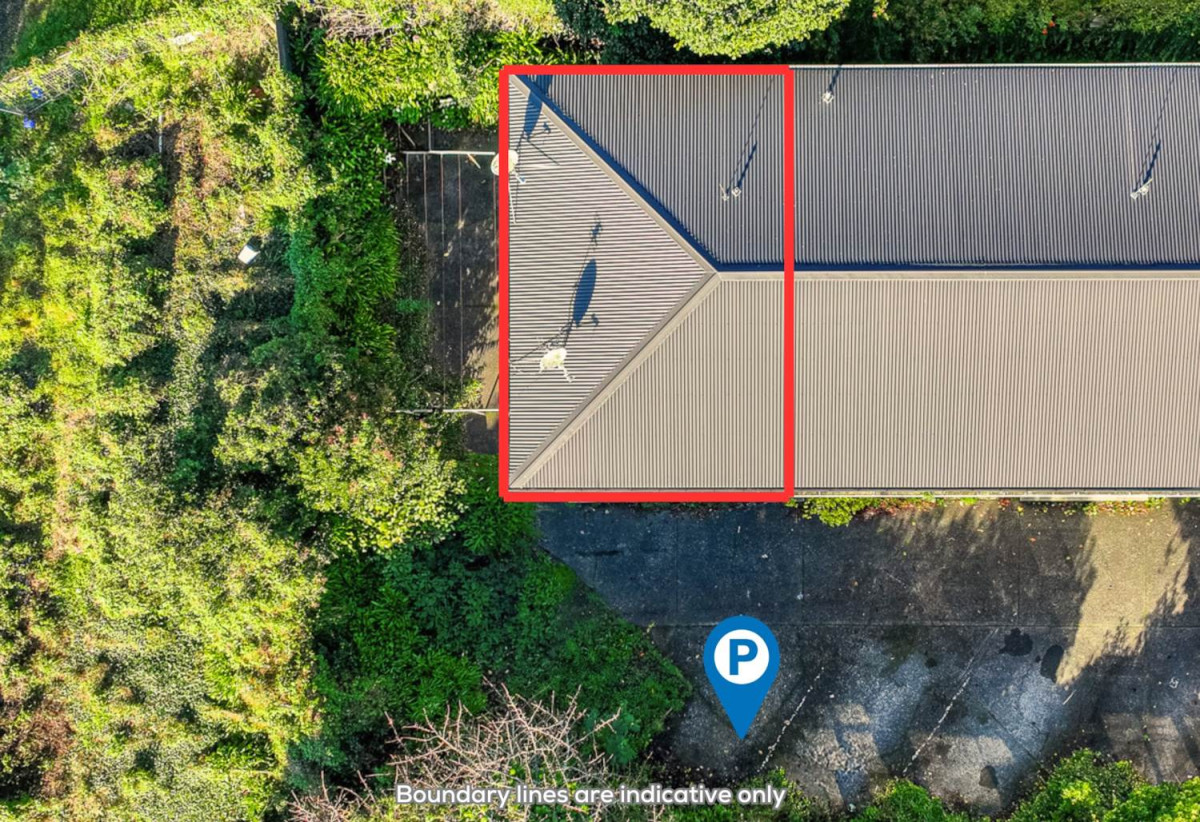 Motivated Vendors – Must Sell!, Double Grammar school zone (AGGS & MAGS), 2 beds 1 bath unit with car park, Solid concrete block and brick construction, 10/32 Arabi Street, Sandringham, Auckland