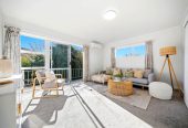 Motivated Vendors – Must Sell!, Double Grammar school zone (AGGS & MAGS), 2 beds 1 bath unit with car park, Solid concrete block and brick construction, 10/32 Arabi Street, Sandringham, Auckland