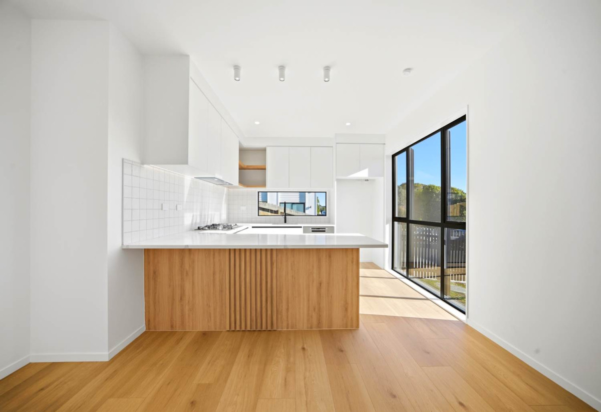 Brandnew 4 beds 2.5 bath home with garage, 1.3 km to Glenfield Intermediate School, Lot 1/16 Waverley Avenue, Glenfield, Auckland