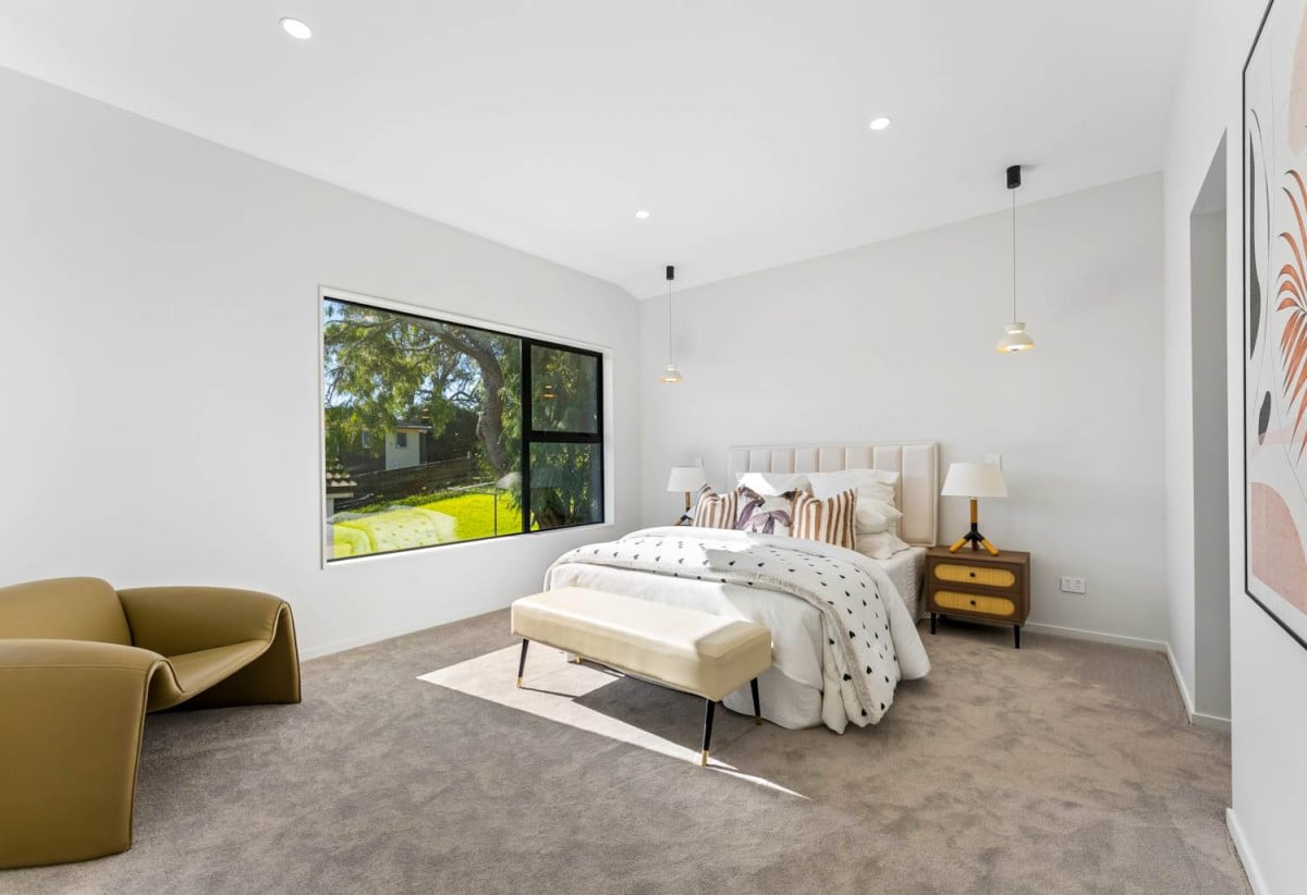 2 kitchens, Brandnew standalone 5 beds 4 baths home with double garage, 113a Queenstown Road, Onehunga, Auckland