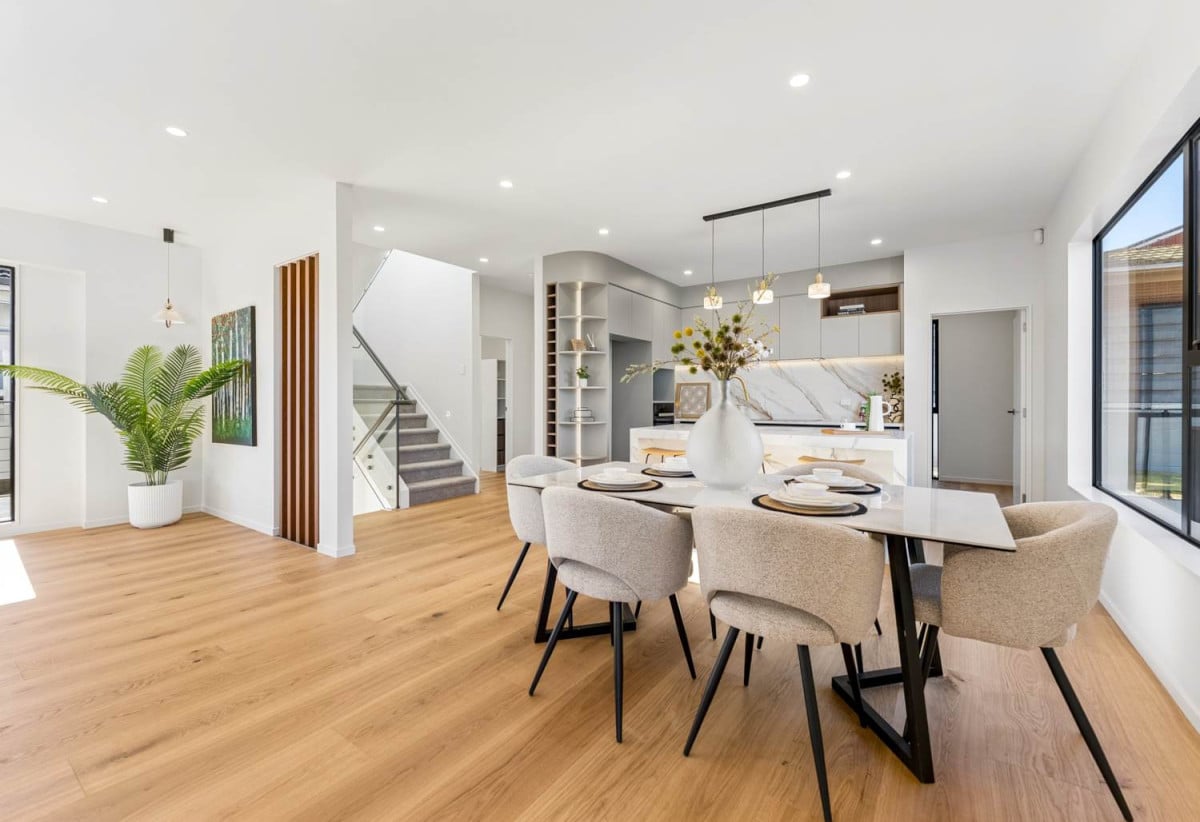 2 kitchens, Brandnew standalone 5 beds 4 baths home with double garage, 113a Queenstown Road, Onehunga, Auckland