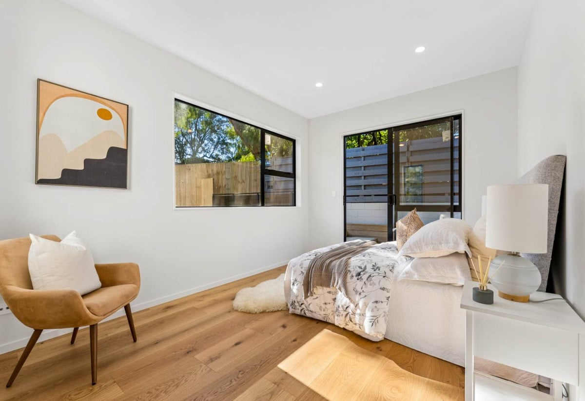 2 kitchens, Brandnew standalone 5 beds 4 baths home with double garage, 113a Queenstown Road, Onehunga, Auckland