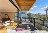 2 kitchens, Brandnew standalone 5 beds 4 baths home with double garage, 113a Queenstown Road, Onehunga, Auckland