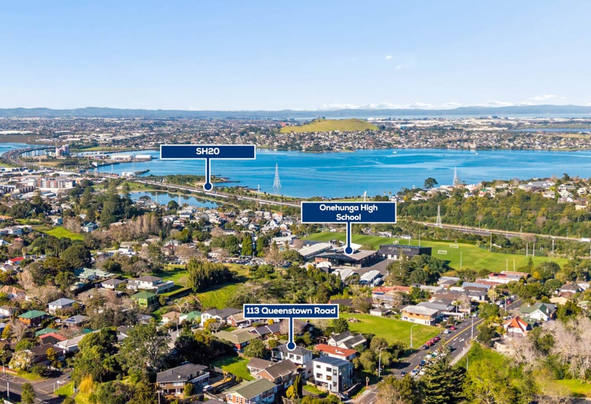 2 kitchens, Brandnew standalone 5 beds 4 baths home with double garage, 113a Queenstown Road, Onehunga, Auckland