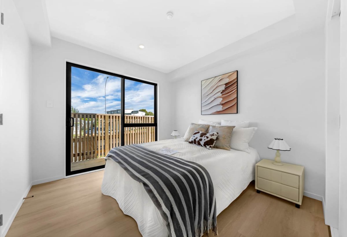 Brandnew 3 beds 3 baths home with garage, Downstairs Ensuite Bedroom with Separate Access, Walk to schools, supermarkets, cafes, and parks, Lot 5/50 Farringdon Street, Glen Innes, Auckland