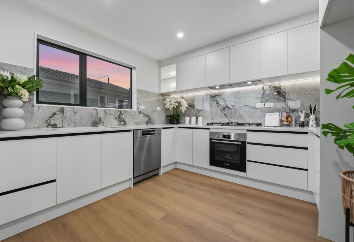 Master Builder Warranty, Brandnew standalone 4 beds 2.5 baths home with garage, Lot 2/31 Cherry Road, Bucklands Beach, Auckland