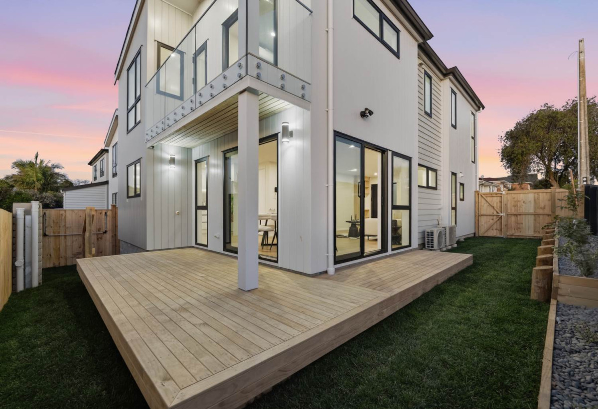 Master Builder Warranty, Brandnew standalone 5 beds 3.5 baths with garage, Lot 3/31 Cherry Road, Bucklands Beach, Auckland
