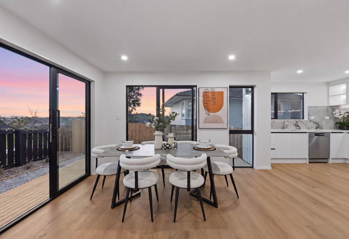 Master Builder Warranty, Brandnew standalone with garage, Lot & 2, 4 beds 2.5 baths, Lot 3, 5 beds 3.5 baths, Lots 1,2,3/31 Cherry Road, Bucklands Beach, Auckland