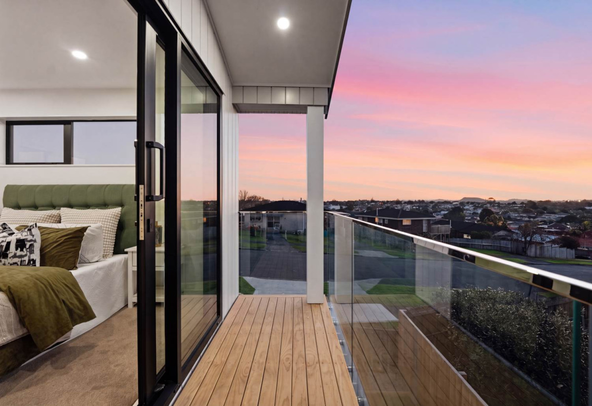 Master Builder Warranty, Brandnew standalone 4 beds 2.5 baths home with garage, Lot 2/31 Cherry Road, Bucklands Beach, Auckland