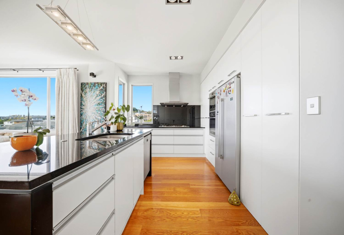 556m2 section, Rangitoto College zone, 5 beds 3 baths house with double garage, 24 Fernhill Way, Pinehill, Auckland