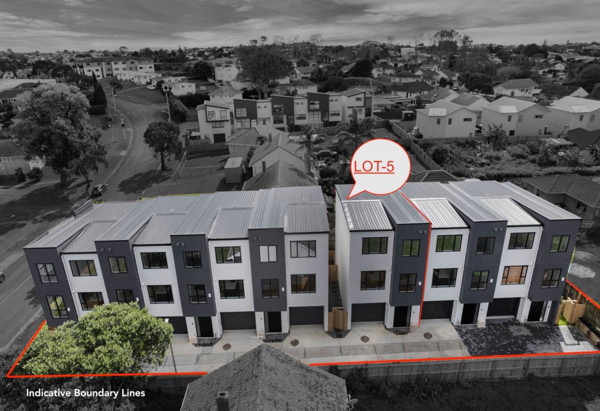 Brandnew 3 beds 3 baths home with garage, Downstairs Ensuite Bedroom with Separate Access, Walk to schools, supermarkets, cafes, and parks, Lot 5/50 Farringdon Street, Glen Innes, Auckland