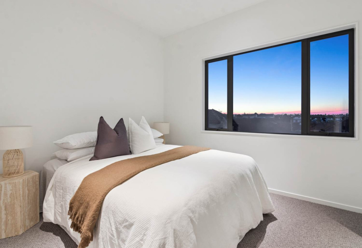 Stamford 10-Year Master Build Warranty, Brandnew 2 beds 1.5 baths home with car park, 34 Holland Avenue, Pt England, Auckland