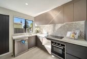 Enquiries over $500k, Brandnew 2 beds 1 bath home, move-in ready, 0.7 km to Royal Road School, 2/106 Triangle Road, Massey, Auckland