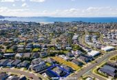 501m2 section, 2 kitchens, 5 beds 3.5 baths house with double garage and 2 beds granny, 56 Taikura Avenue, Red Beach, Auckland