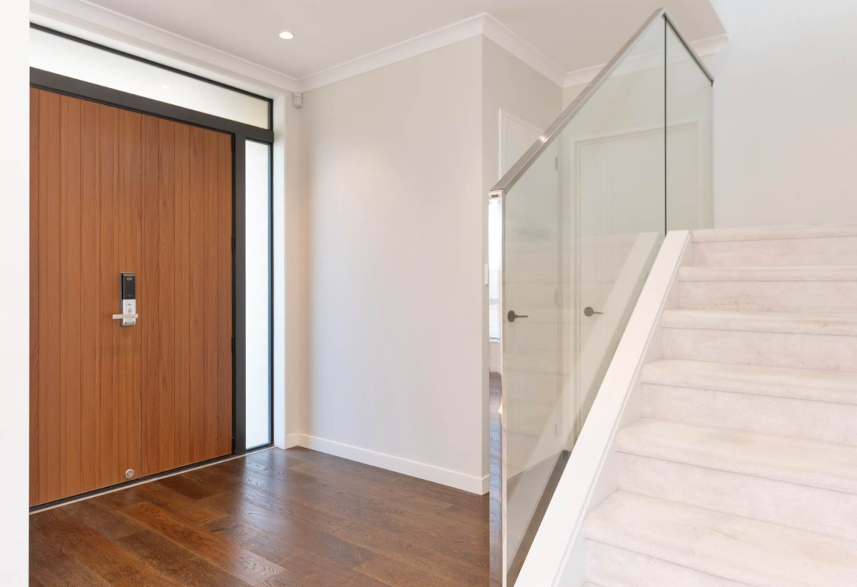 501m2 section, 2 kitchens, 5 beds 3.5 baths house with double garage and 2 beds granny, 56 Taikura Avenue, Red Beach, Auckland