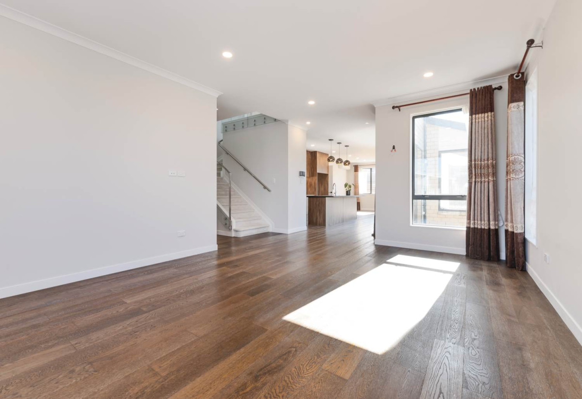 501m2 section, 2 kitchens, 5 beds 3.5 baths house with double garage and 2 beds granny, 56 Taikura Avenue, Red Beach, Auckland
