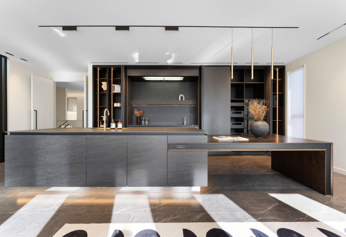 Rangitoto College zone, 502m2 section, 502m2 Floor area, 2 kitchens, 5 beds + 2 office room 4.5 baths house with double garage, Located on the basement level, the private gym is complete with a large mirrored feature wall , 18 Hooten Place, Oteha, Auckland