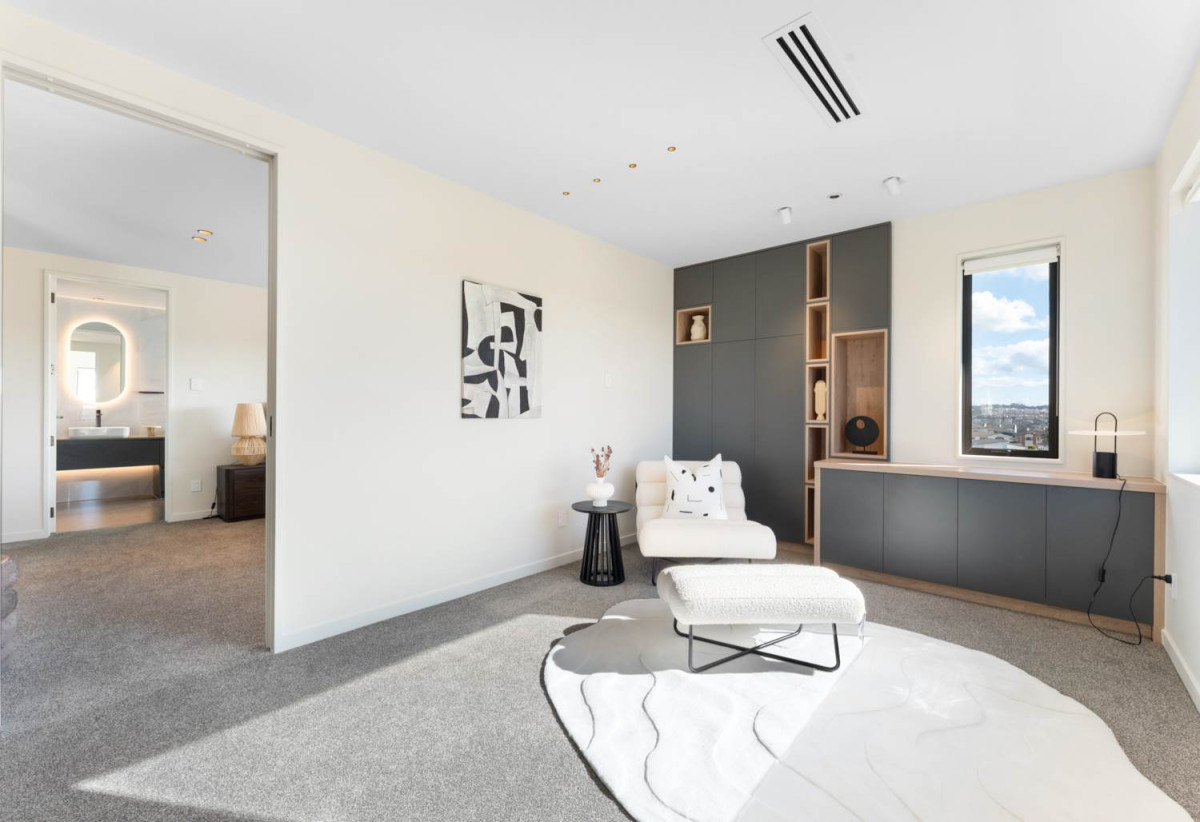 Rangitoto College zone, 502m2 section, 502m2 Floor area, 2 kitchens, 5 beds + 2 office room 4.5 baths house with double garage, Located on the basement level, the private gym is complete with a large mirrored feature wall , 18 Hooten Place, Oteha, Auckland