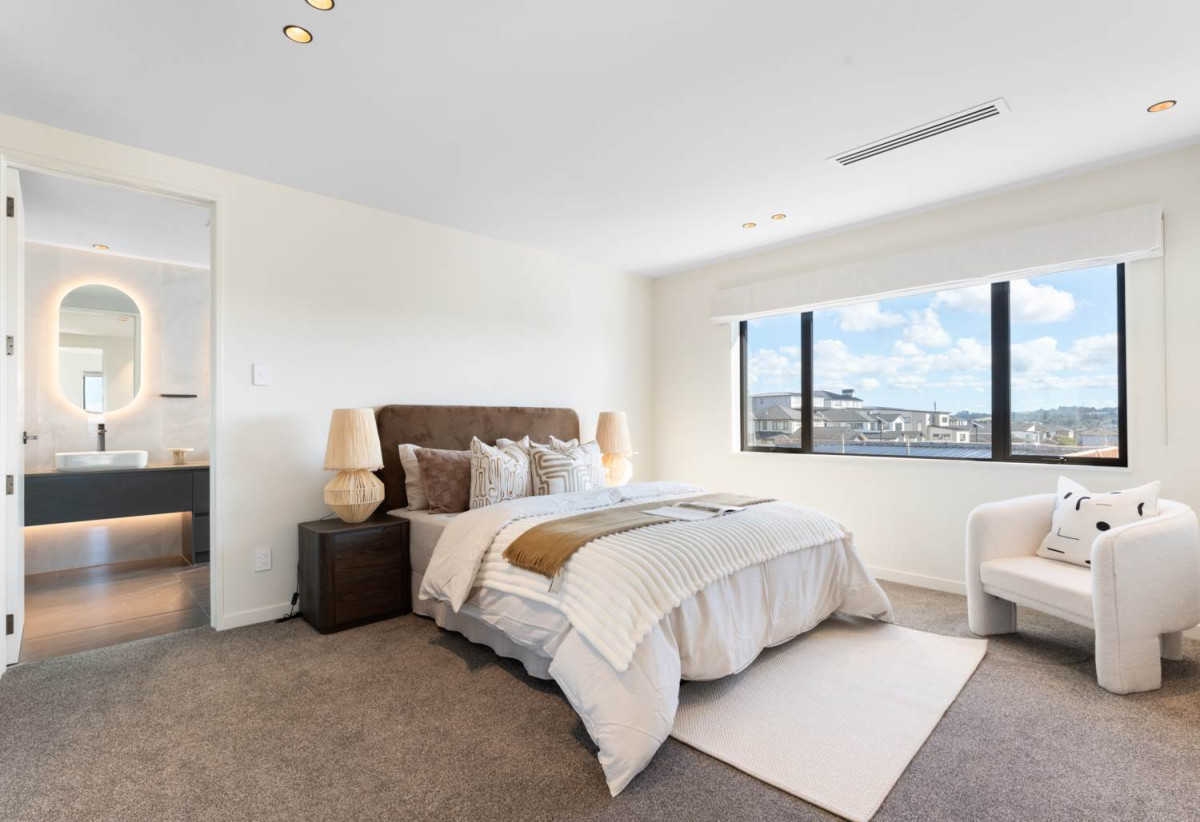 Rangitoto College zone, 502m2 section, 502m2 Floor area, 2 kitchens, 5 beds + 2 office room 4.5 baths house with double garage, Located on the basement level, the private gym is complete with a large mirrored feature wall , 18 Hooten Place, Oteha, Auckland