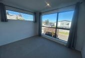 For rent, No smoking allowed. Pets considered on request. 3 beds 2 baths townhouse with car park, available now, 71A Cornwall Road, Papatoetoe, Auckland
