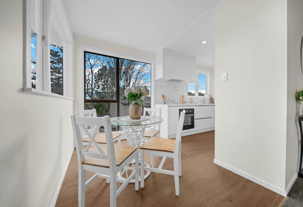 809m2 section, Motivated vendor, Renovated Brick and tile 3 beds 1 bath house with garage, 19 Sherwood Avenue, Te Atatu South, Auckland