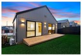 Motivated vendor, Brandnew 5 beds 3 baths house with garage, 28 Bannockburn Road, Opaheke, Auckland