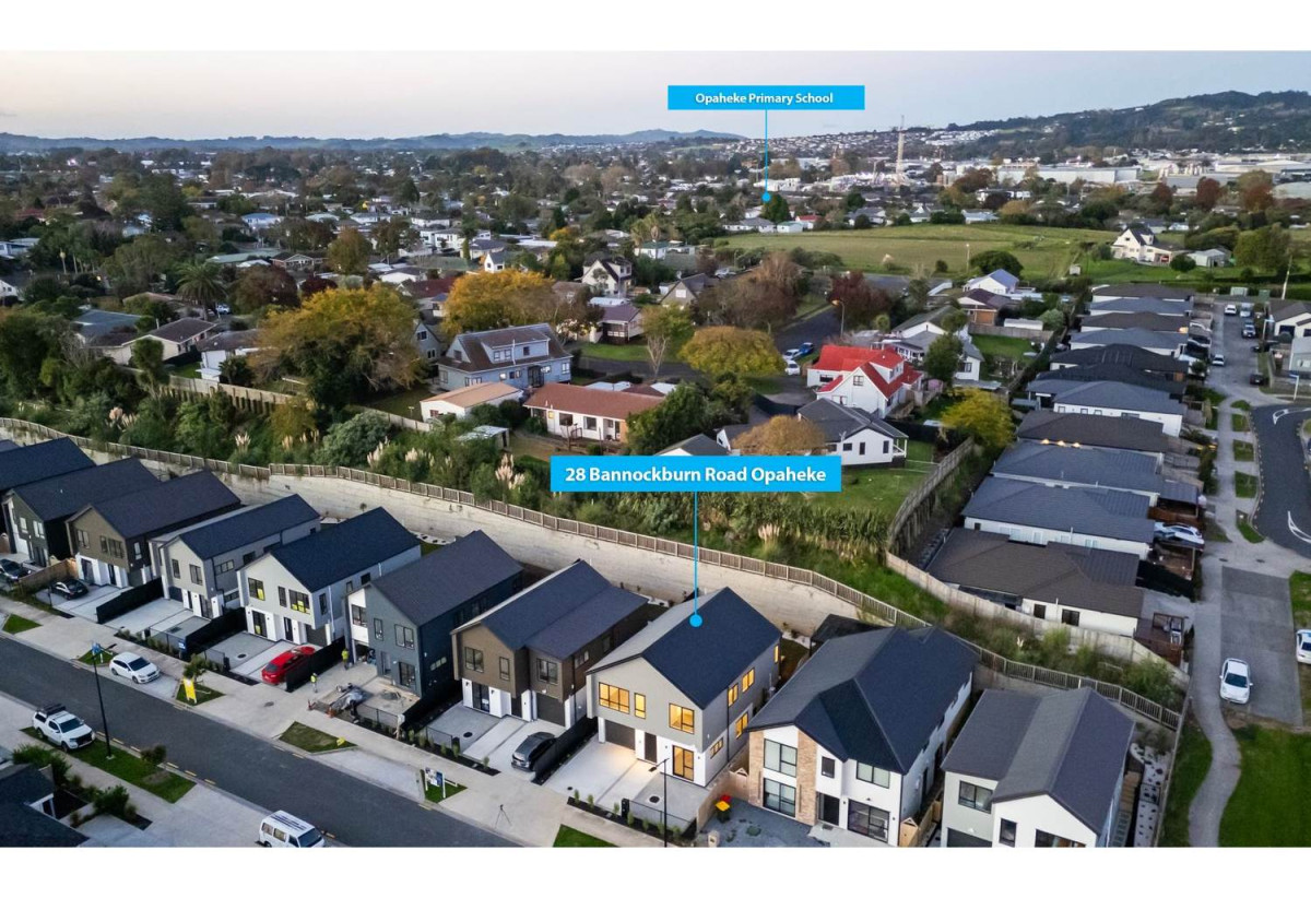 Motivated vendor, Brandnew 5 beds 3 baths house with garage, 28 Bannockburn Road, Opaheke, Auckland