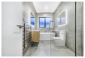 Motivated vendor, Brandnew 5 beds 3 baths house with garage, 28 Bannockburn Road, Opaheke, Auckland