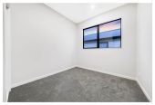 Motivated vendor, Brandnew 5 beds 3 baths house with garage, 28 Bannockburn Road, Opaheke, Auckland