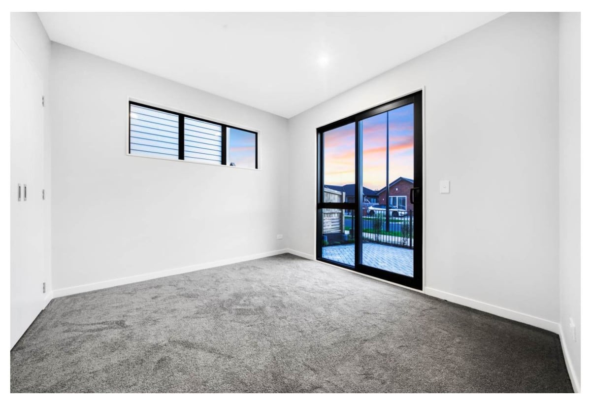 Motivated vendor, Brandnew 5 beds 3 baths house with garage, 28 Bannockburn Road, Opaheke, Auckland