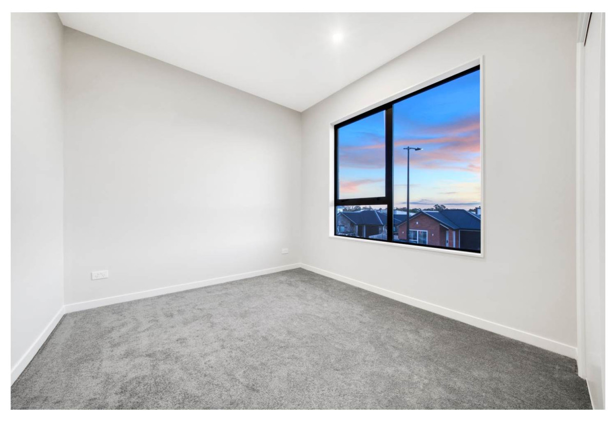 Motivated vendor, Brandnew 5 beds 3 baths house with garage, 28 Bannockburn Road, Opaheke, Auckland