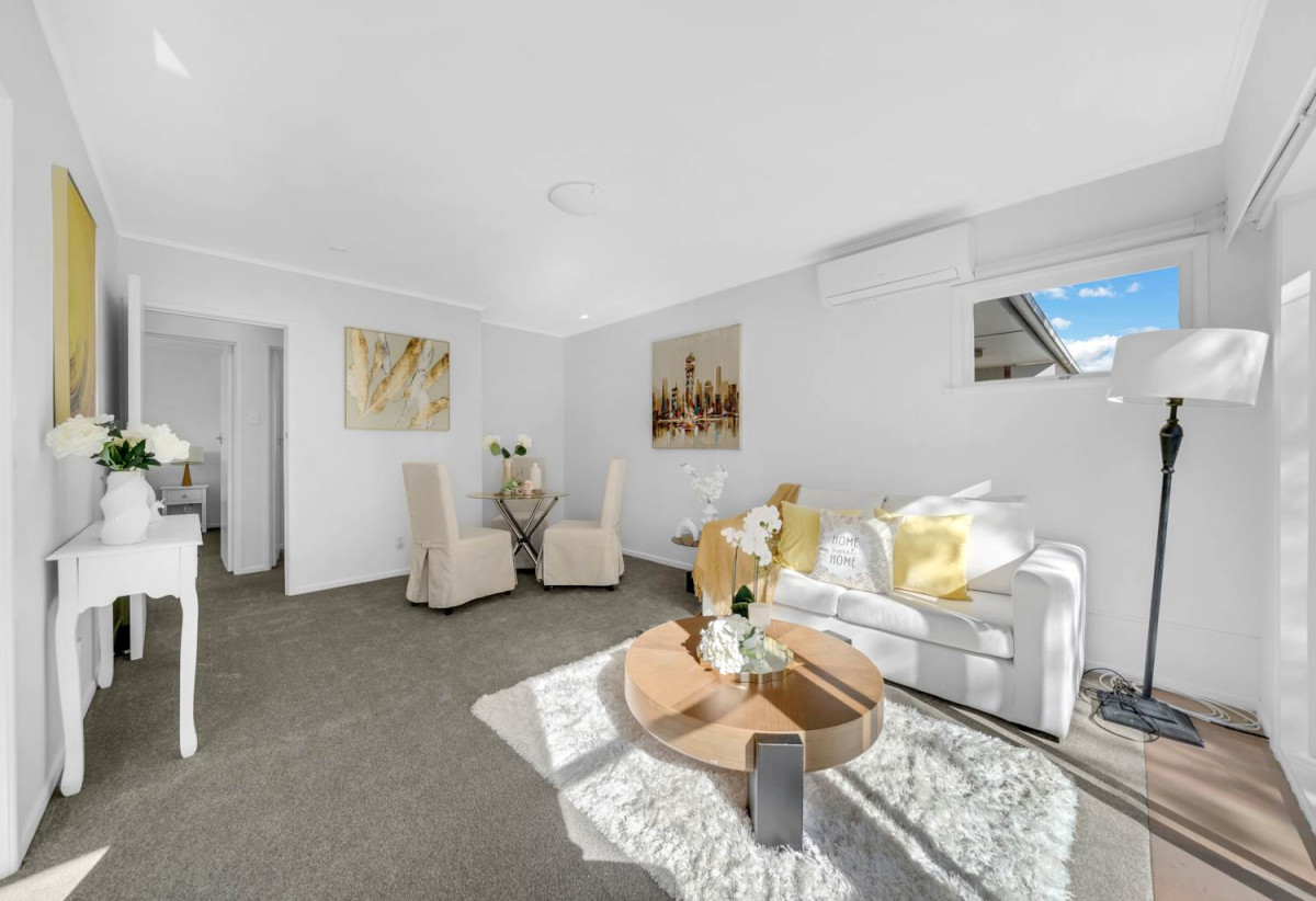 Renovated Brick and tile 2 beds 1 bath home with carport, 1/9 Glenties Lane, Ellerslie, Auckland