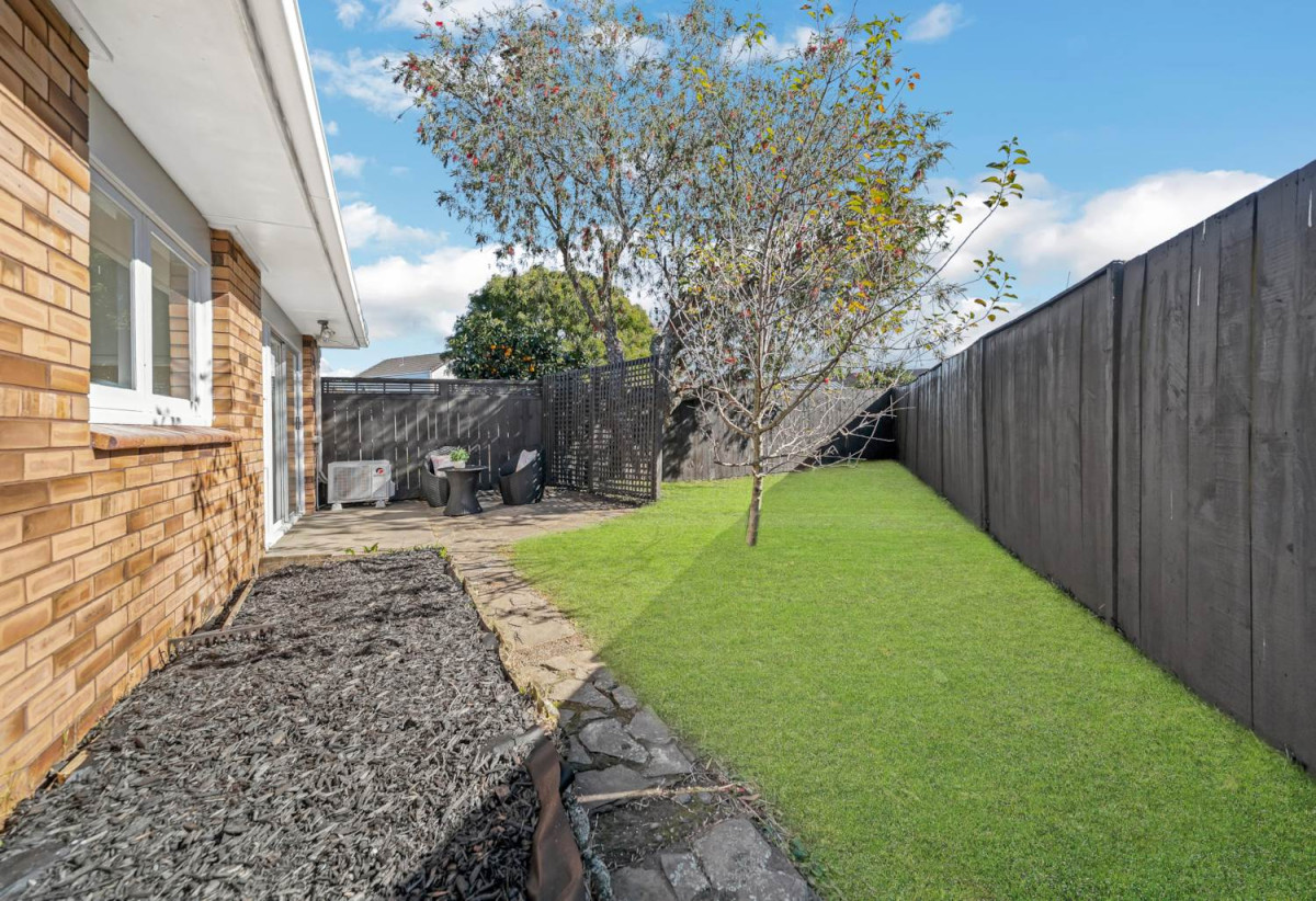 Renovated Brick and tile 2 beds 1 bath home with carport, 1/9 Glenties Lane, Ellerslie, Auckland