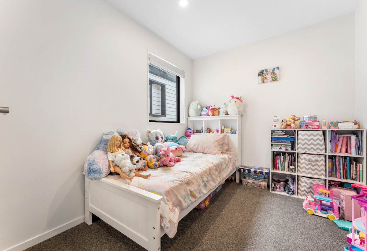 Modern, Low Maintenance Living in Milldale, Freehold 3 beds 1.5 baths townhouse with garage, 5/3 Walsh Road, Wainui, Auckland