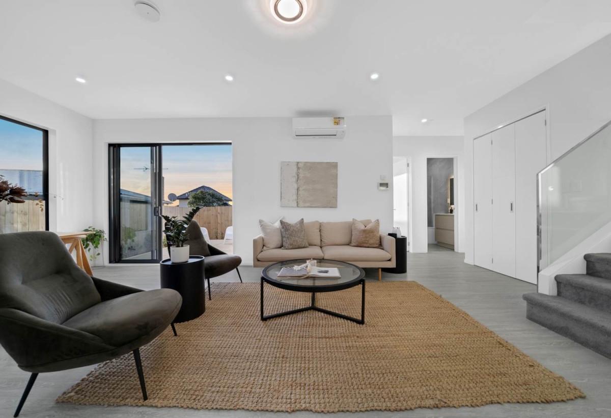 Brandnew standalone 4 beds 3 baths home with double garage, 0.4 km to Lynfield College, 95C Boundary Road, Blockhouse Bay, Auckland