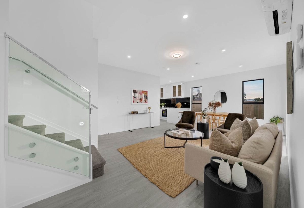 Brandnew standalone 4 beds 3 baths home with double garage, 0.4 km to Lynfield College, 95C Boundary Road, Blockhouse Bay, Auckland