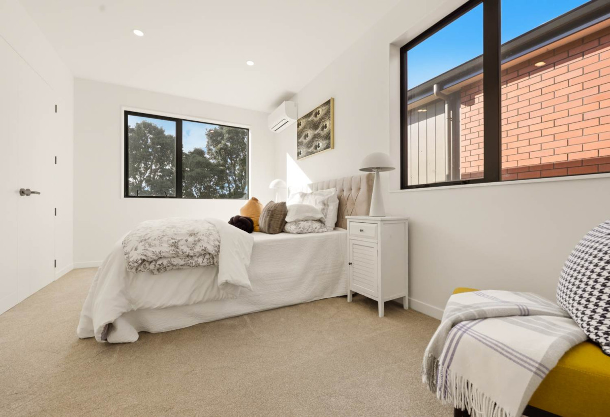 167m2 Brandnew standalone 4 beds 3.5 baths home with garage, 3B Estuary Road, Weymouth, Auckland