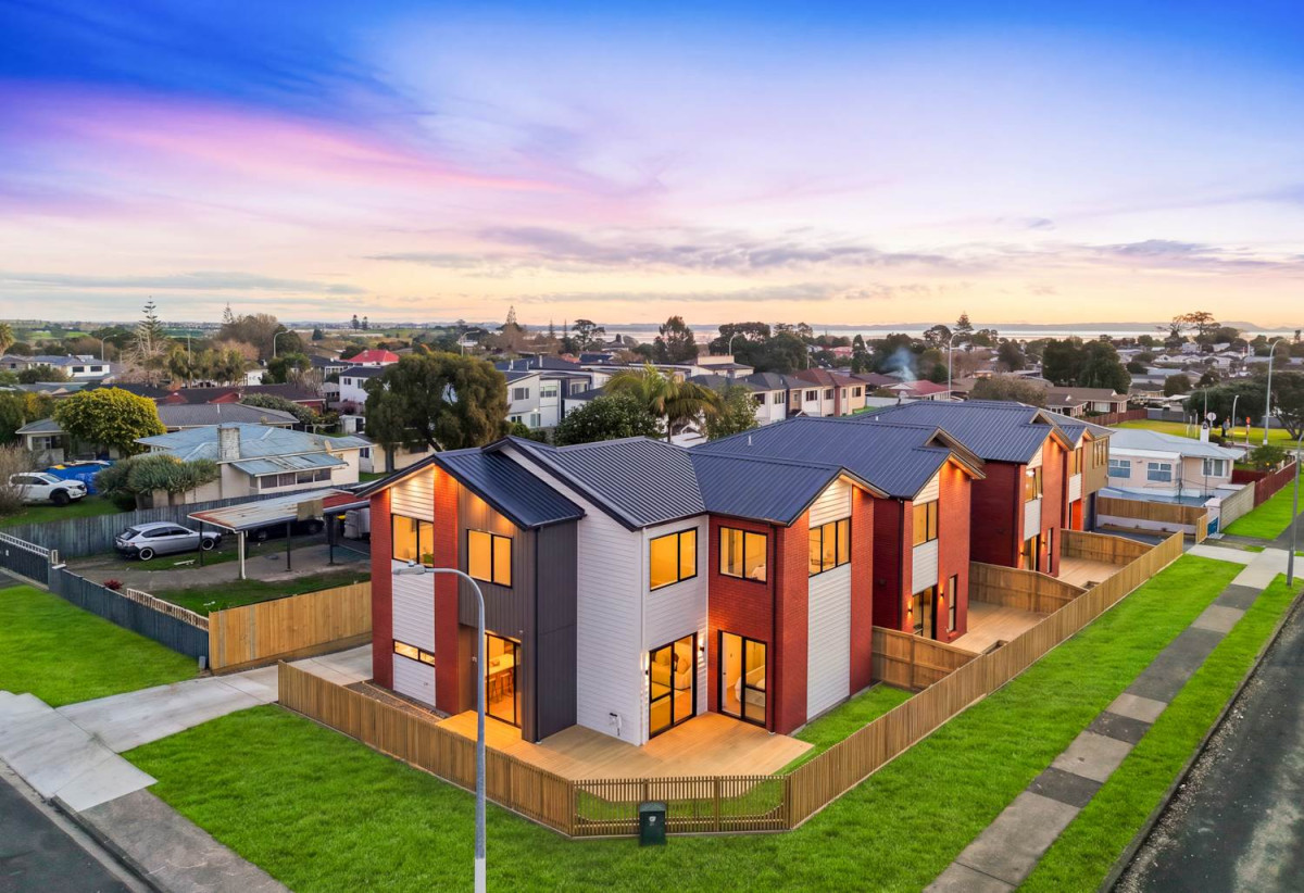 162m2 Brandnew standalone 4 beds 3.5 baths home with garage, 3A Estuary Road, Weymouth, Auckland
