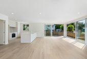 428m2 section, 4 beds 2.5 baths house with car parks, walks to schools, 6A Alston Avenue, Kelston, Auckland