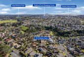 4 beds + study 2 baths house with double garage, 2/12 Solana Court, Botany Downs, Auckland