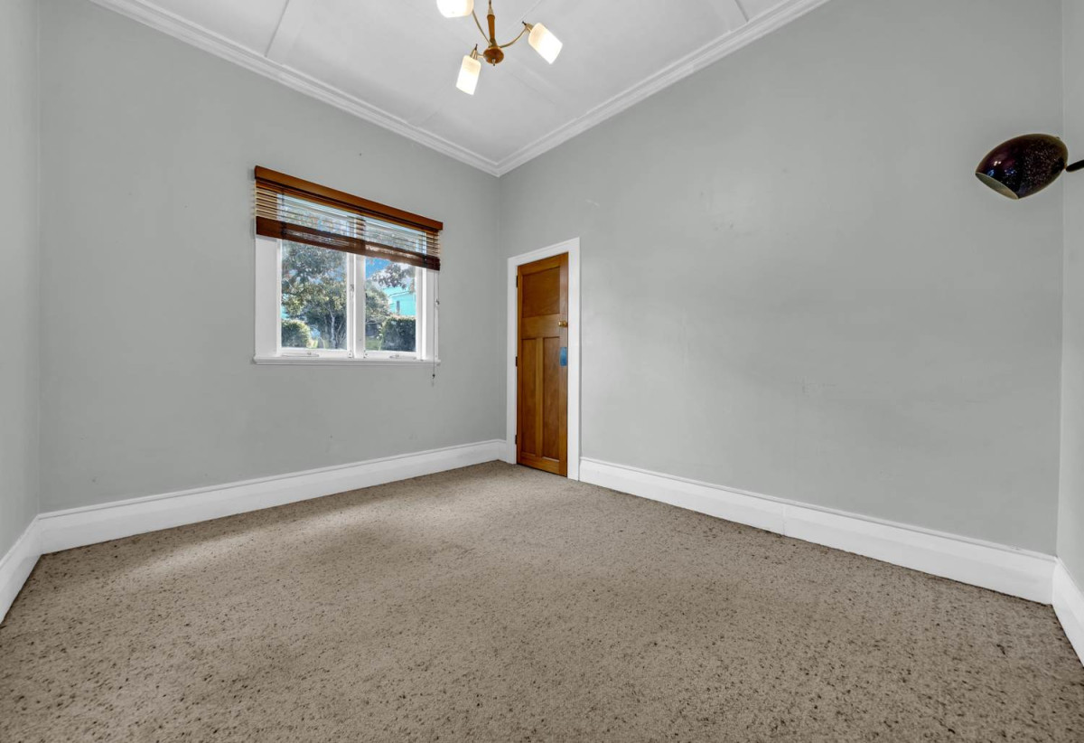 936m2 section, 4 beds 1 bath house with garage, 590 Mount Albert, Royal Oak, Auckland