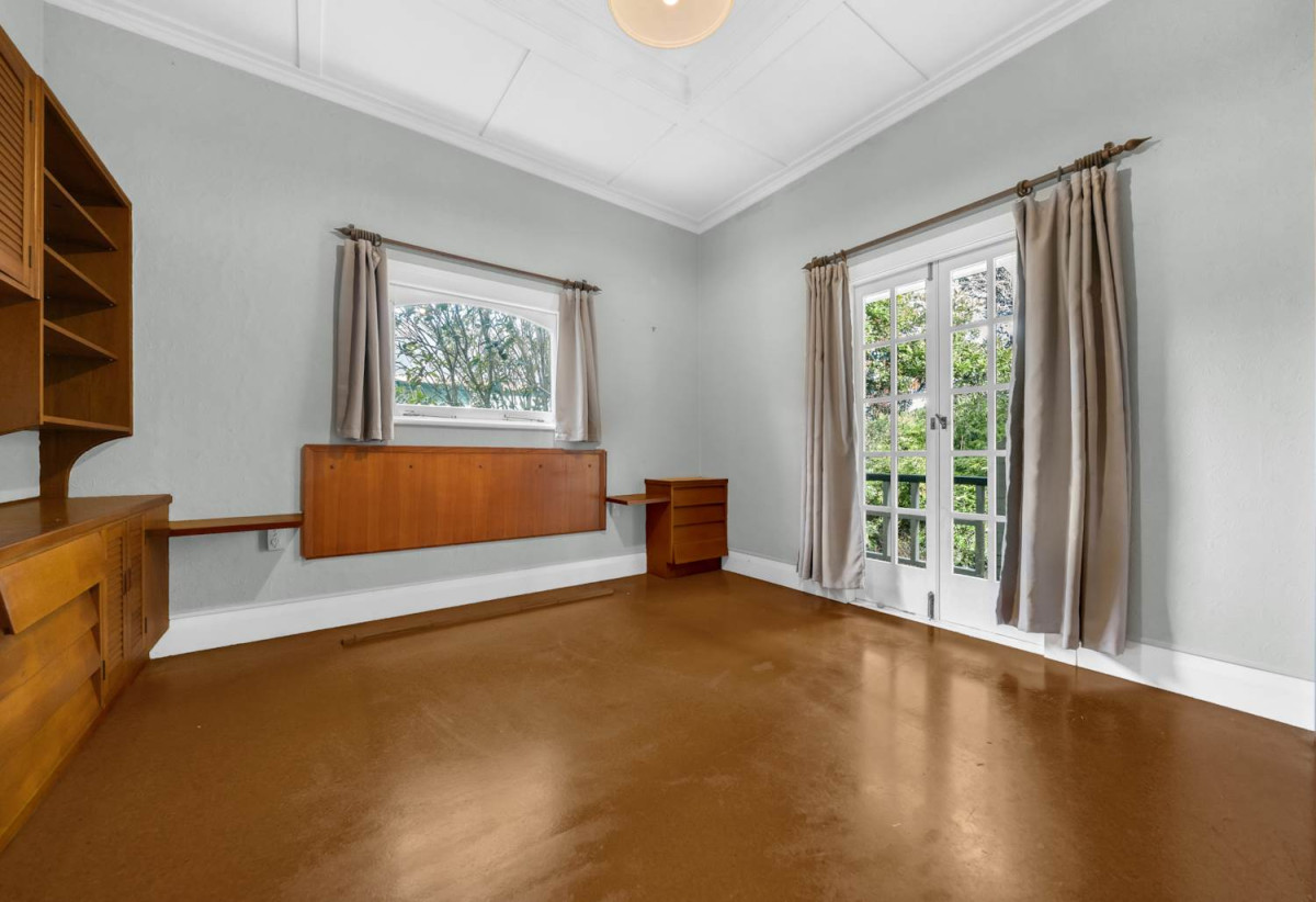 936m2 section, 4 beds 1 bath house with garage, 590 Mount Albert, Royal Oak, Auckland